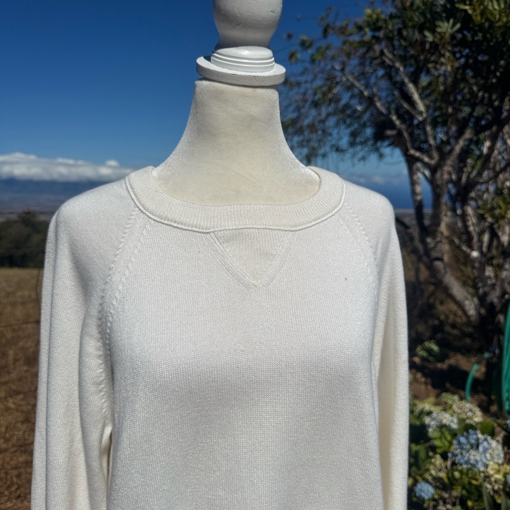 J Crew White Neutral Crew neck Cotton Cashmere Sweater Preppy Classic Medium - Picture 2 of 8
